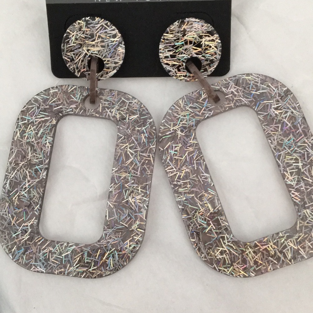 New Nicole Miller Glittery Resin Earrings - Picture 2 of 3